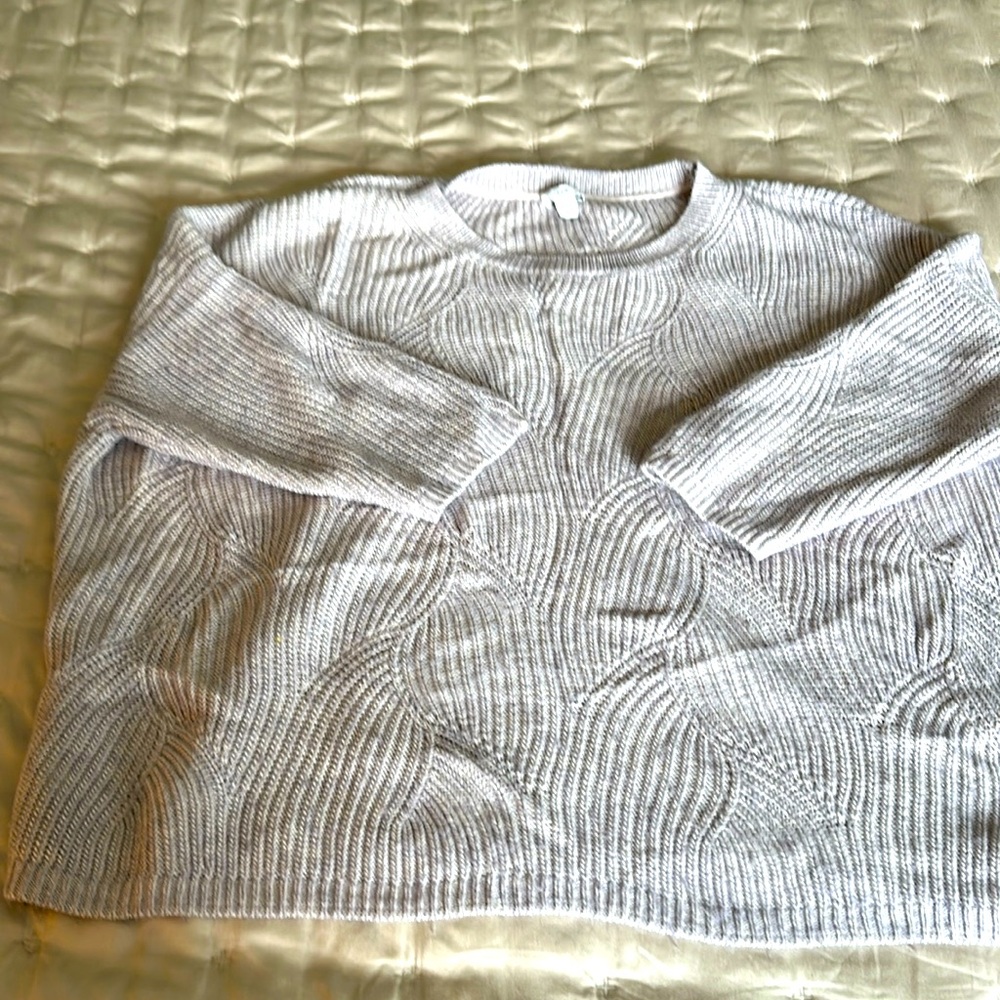 Lavender J Jill 3/4 length sleeve sweater. Size M Petite.